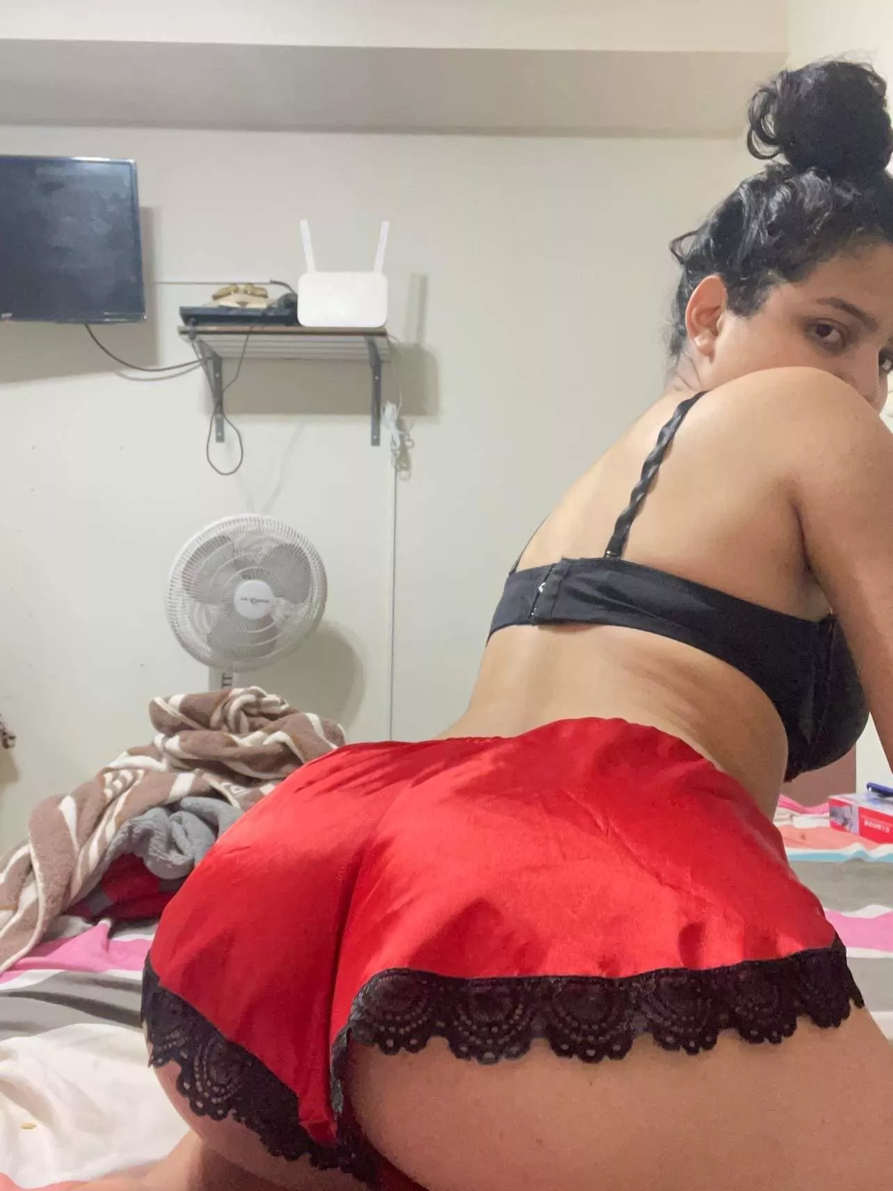 [F][SELLING] Hi! I'm available to SEXTING IN LIVE | GFE | CAM2CAM SESSION | PICS AND VIDS ? I verify on KIK: yubi_n ? SNAP: yubi_n1