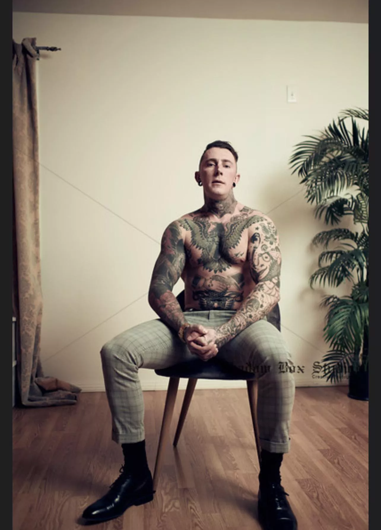 Fuck he’s hot (M) 🤤