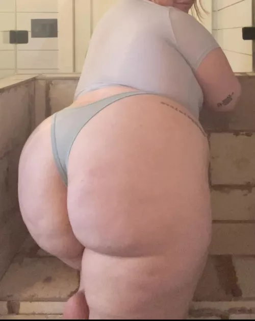 Fuck me in the shower before work?