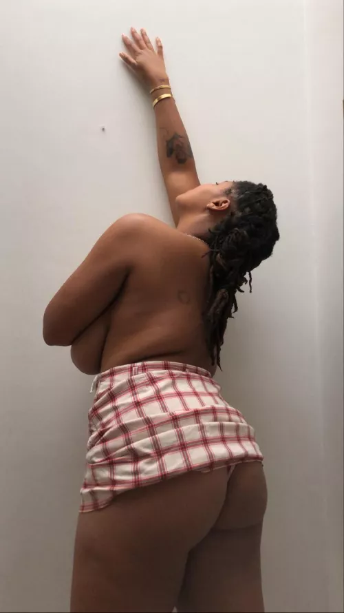 Fuck me please !!!Subscribe to my page π¦π!!! I want your cum on my Bum.