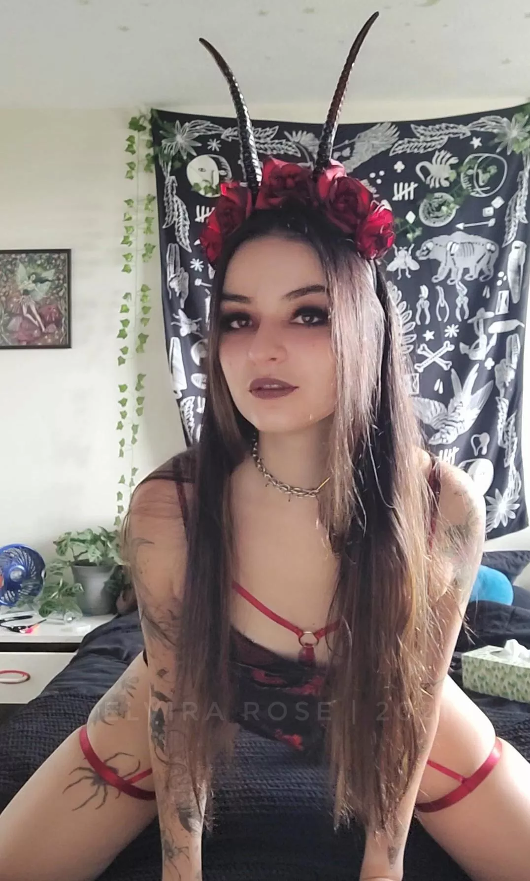 Fuck me to some satanic shit