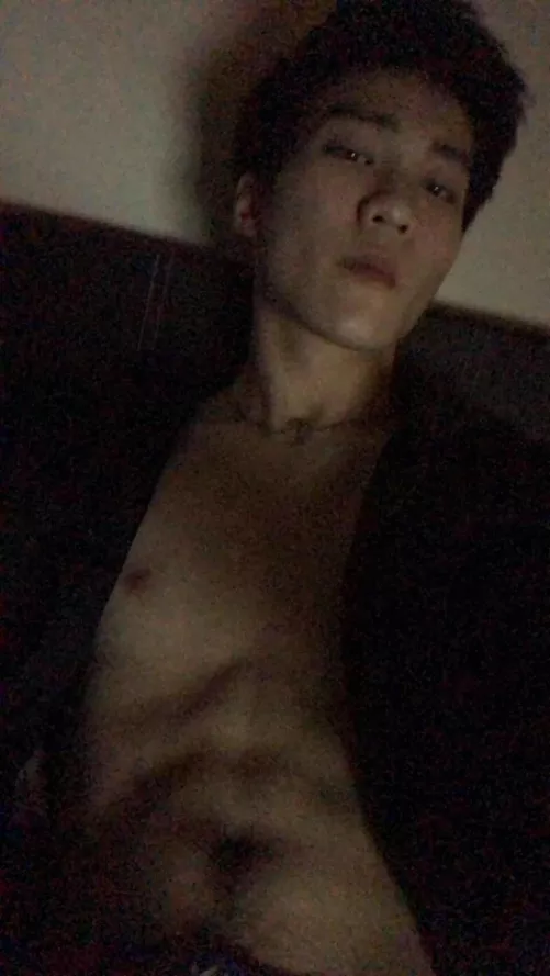 Fuck me while sucking my nipple 💦