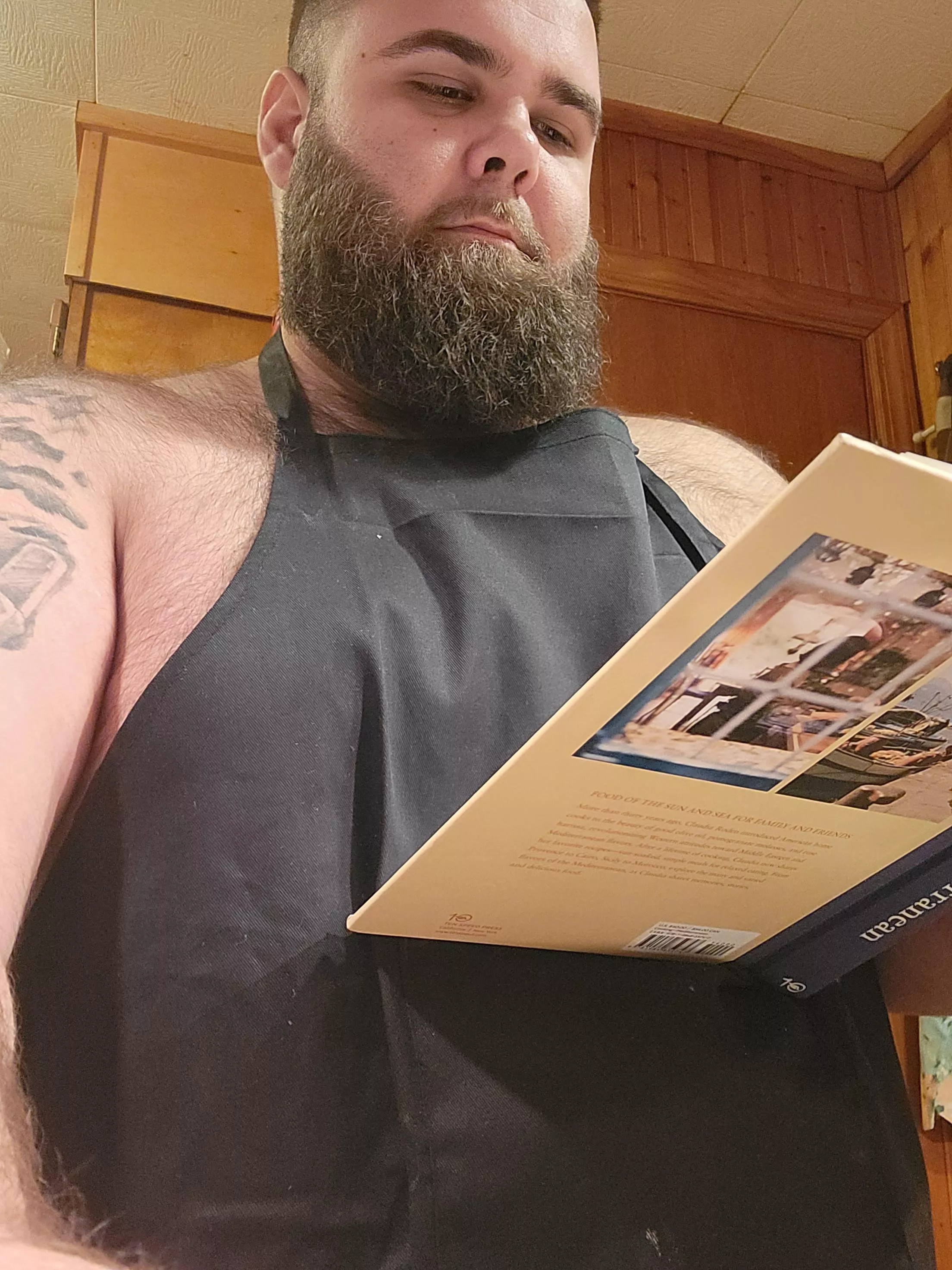 Fun fact about me I like to cook naked😏