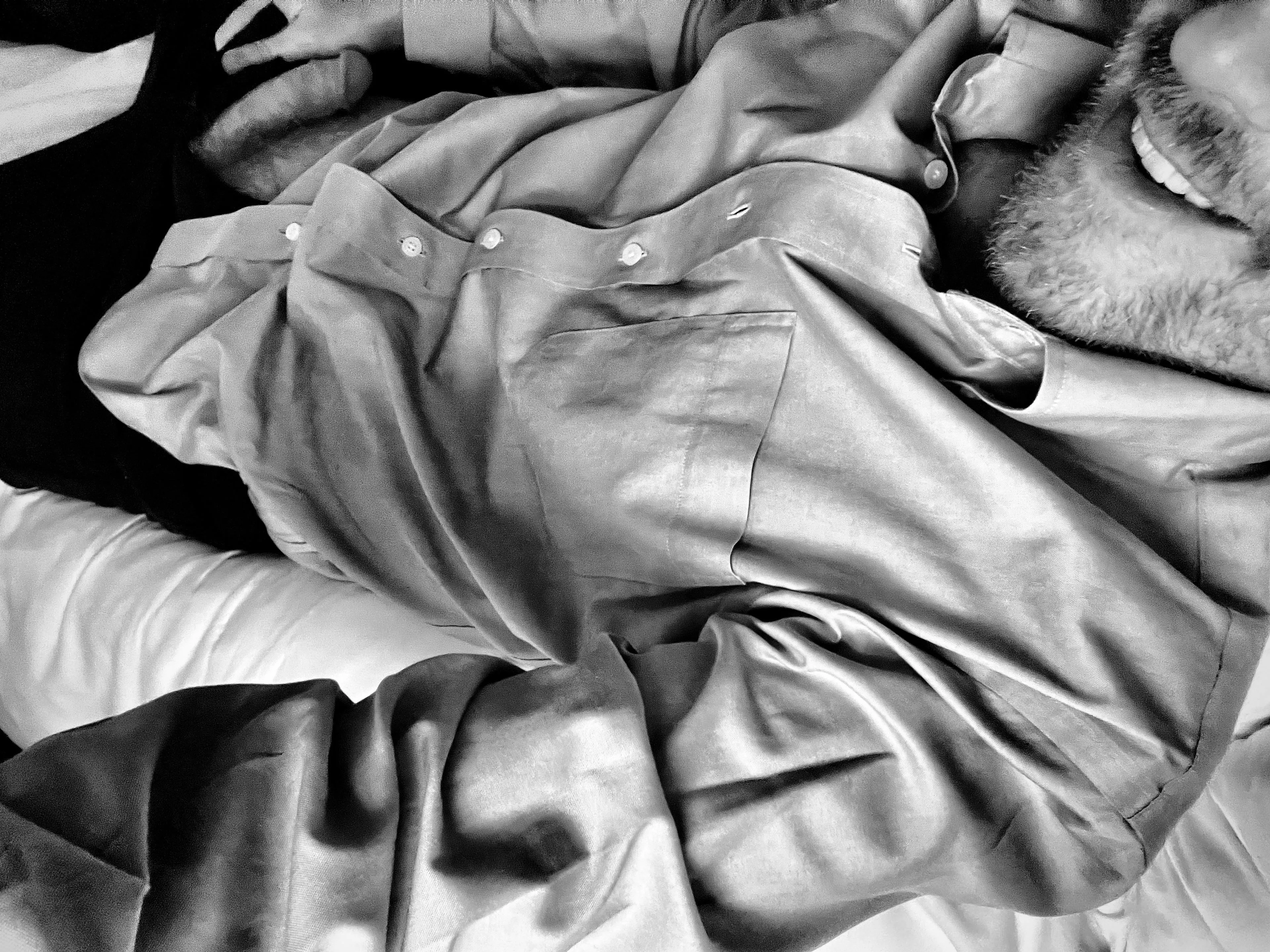 Fun fact: The word “bed” is, in fact, shaped like a bed. 🧐