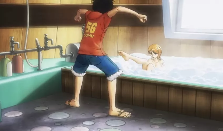 Funny ‘3D Chase’ moment between Nami and her Captain. 🛁