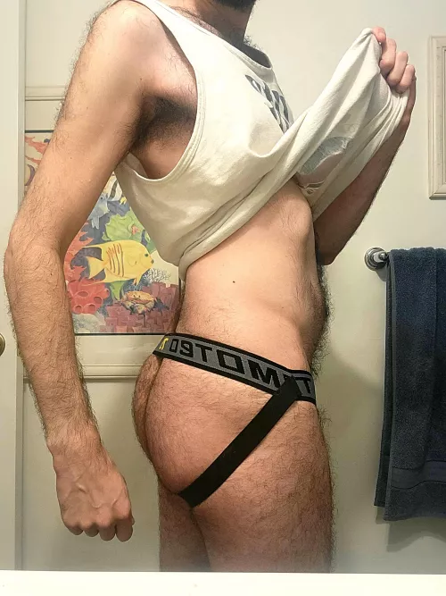 Furry butts in jocks š