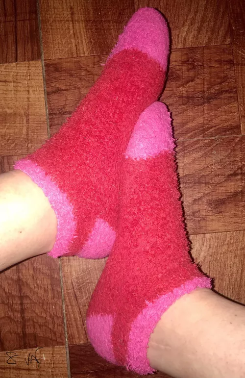 Fuzzy ankles are the best ankles 😘