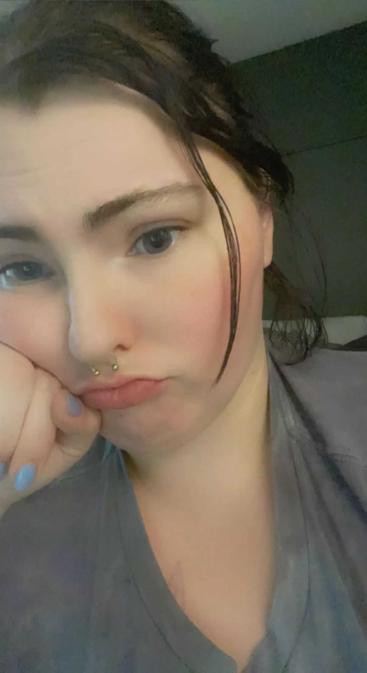 Gahh! Bored snow day for this little 🙃🙃😋