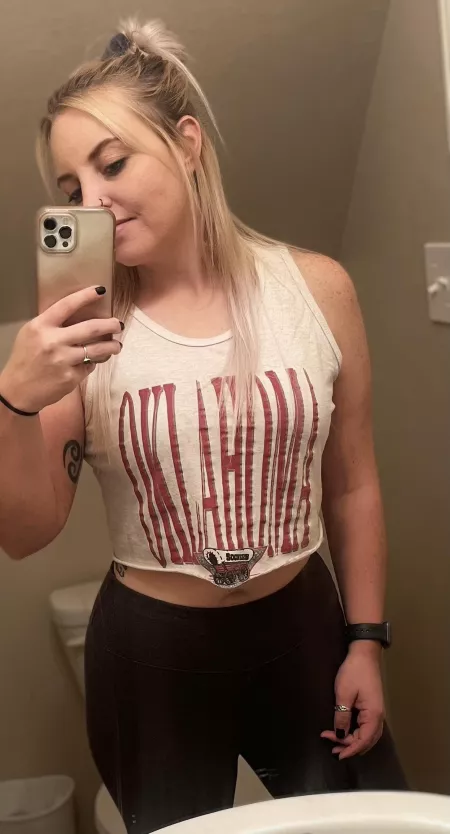 π Game day π whoβs your team?