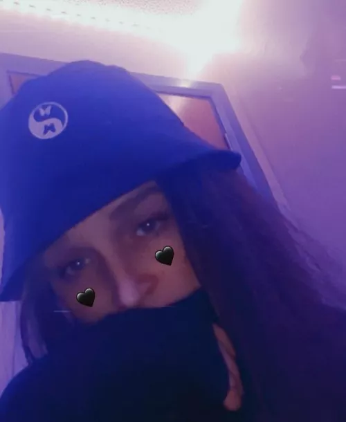 Gave my 3rd ever blowjob tonight whilst on MDMA.... honestly, I just feel so happy right now, like everything in life is how it should be, I'm just really comfortable in my own skin for once. I love university Gave my 3rd ever blowjob tonight whilst on MDMA.... honestly, I just feel so happy right now, like everything in life is how it should be, I'm just really comfortable in my own skin for once. I love university