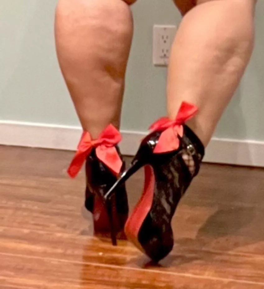 Gave my Louboutins some bows for being so cute ☺️ Gave my Louboutins some bows for being so cute ☺️
