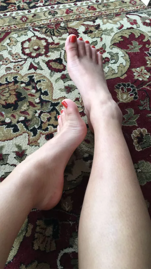 Gave myself a pedicure just for you😋😏👅 link in bio