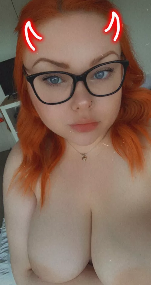 Get a fiery redhead that sends you pretty pictures like this 🧡