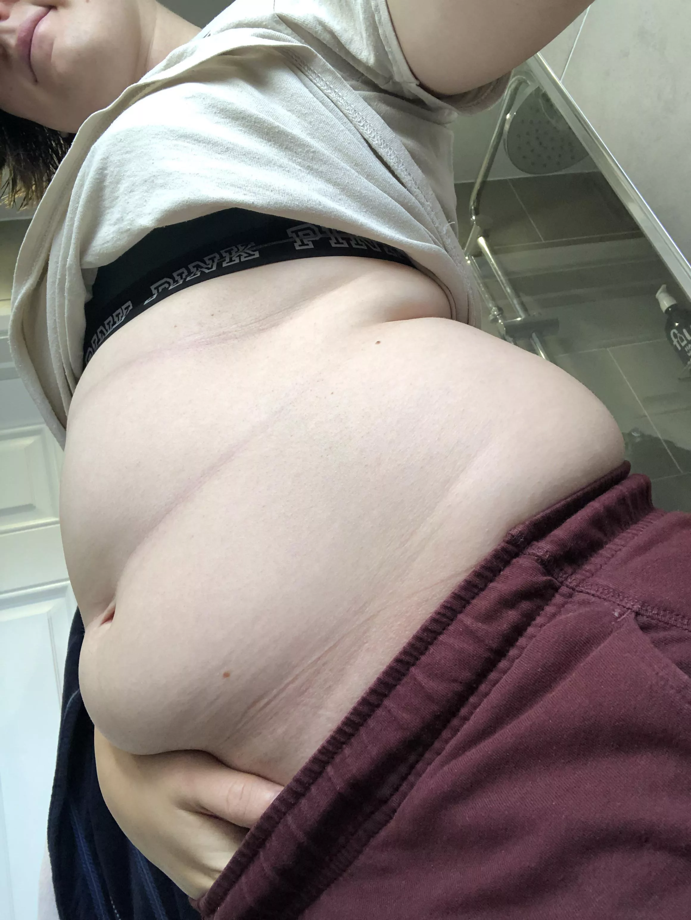 Get a firm grip on these handles over on my OF 😘