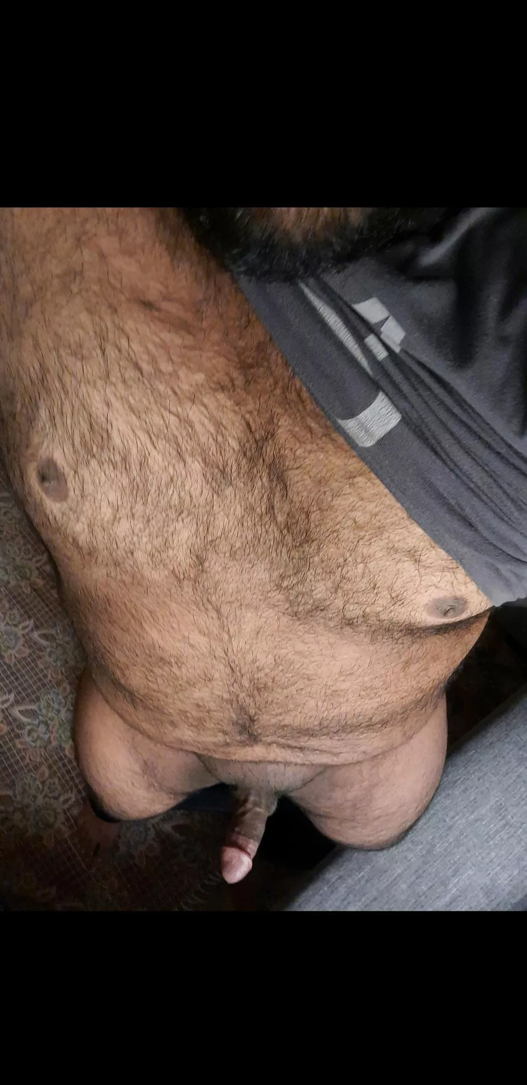 Get down on your knees😈