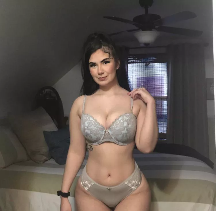 Get on your fucking knees and worship 😈 [domme] [oc]