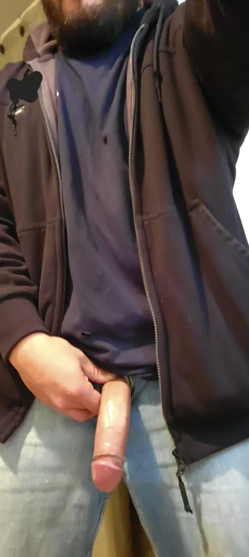 Get on your knees and lick the tip [M]