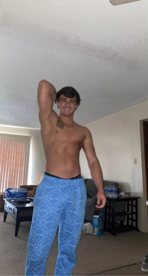 Get on your knees and whip my cock out for me, what your boyfriend doesn’t know won’t hurt him :)