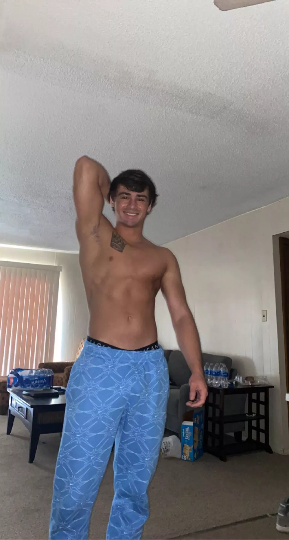 Get on your knees and whip my cock out for me, what your boyfriend doesn’t know won’t hurt him :)