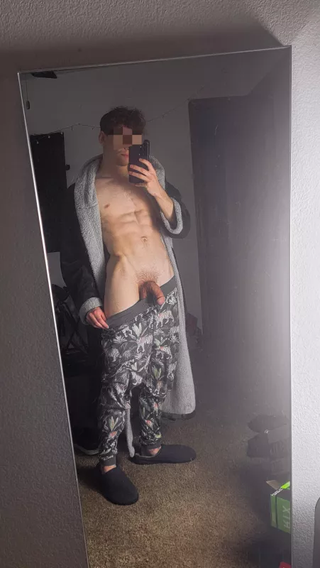 Get on your knees pls π