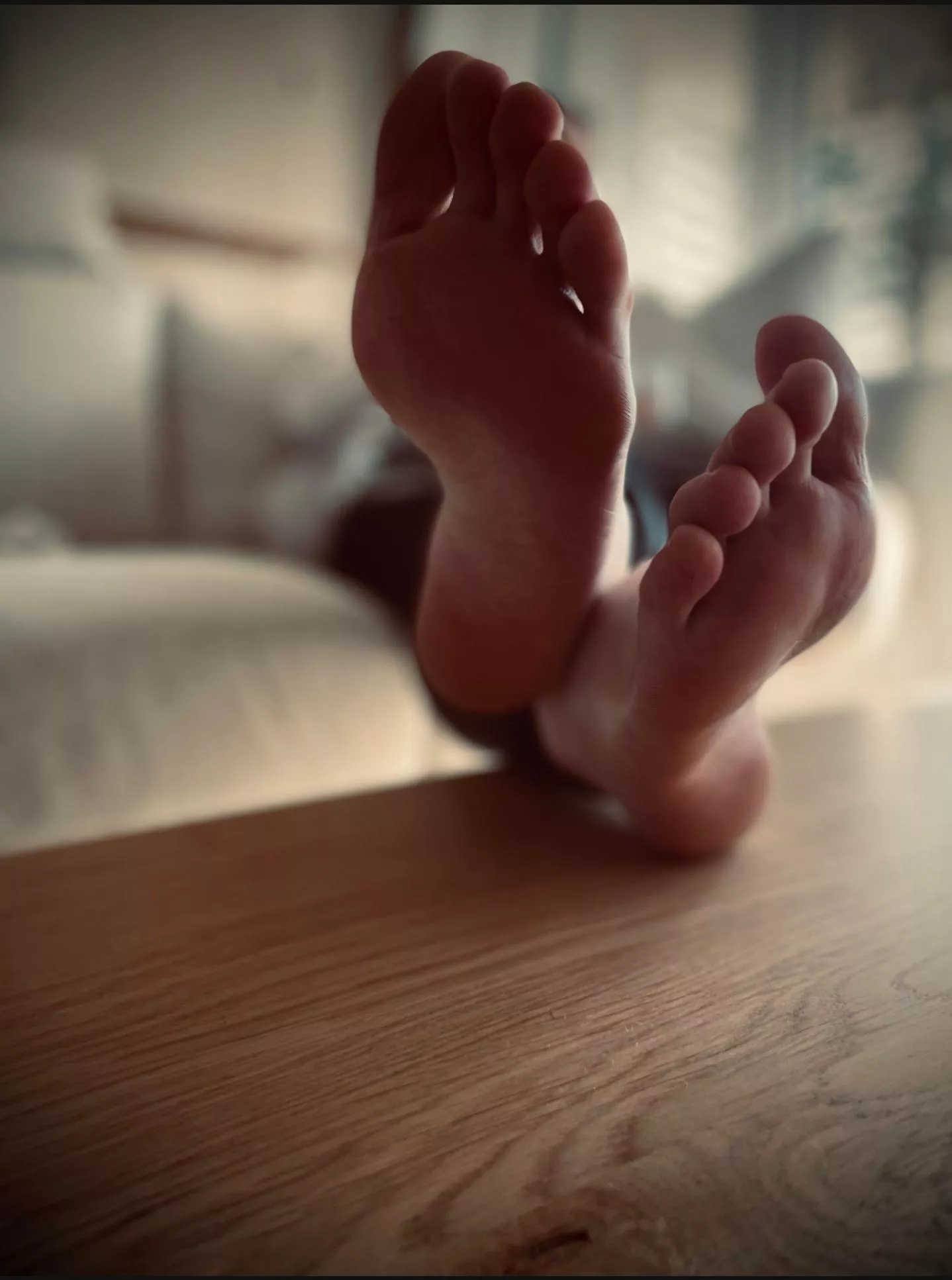 Get your valentine's kisses 💋 dms open