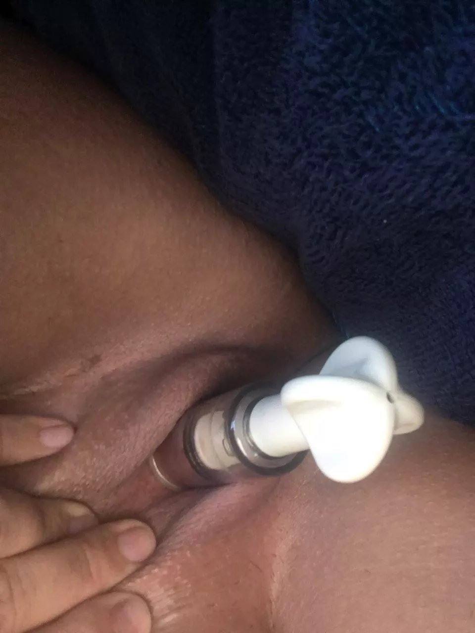 Getting a quick pump in before I go and enjoy the sun, should I put in a toy to wear while I’m out??😋[f]