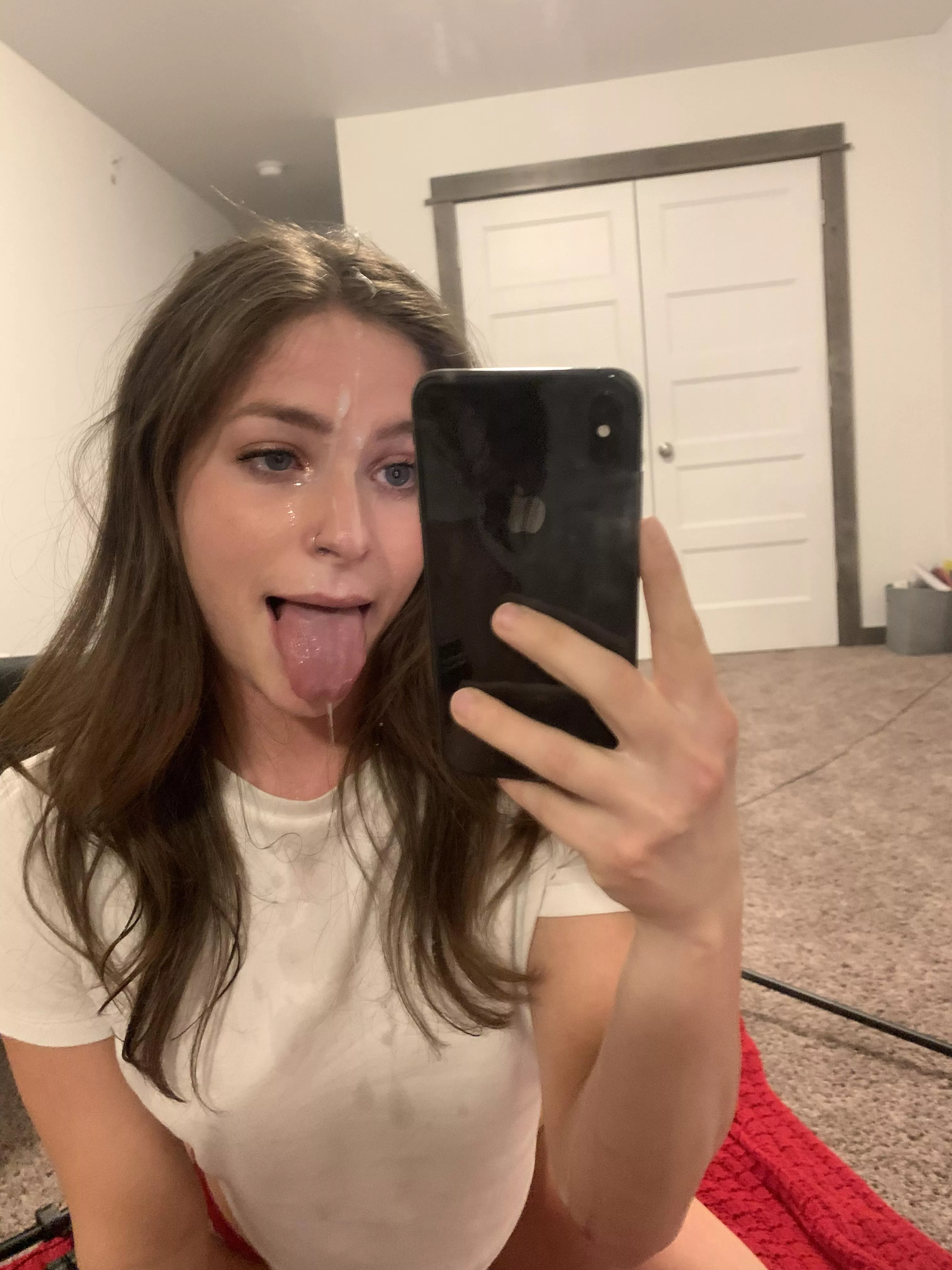 Getting a random facial was my reward for surviving this semester 🙈