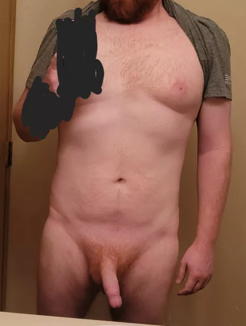 Getting hard...I need to fuck holes bro. Spread em 😈