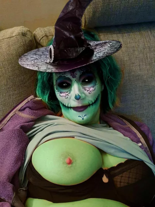 Getting in the mood for Halloween π