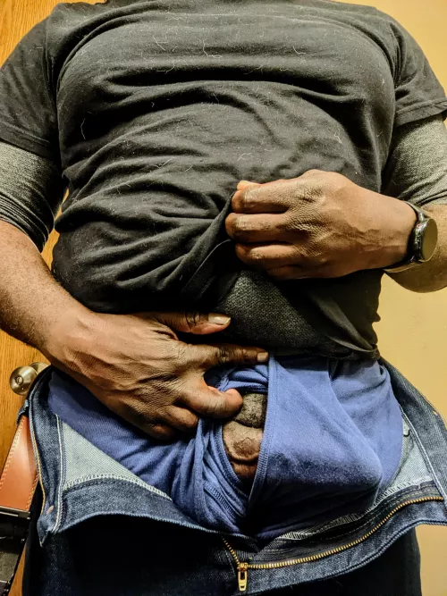 Getting off...of work 😏