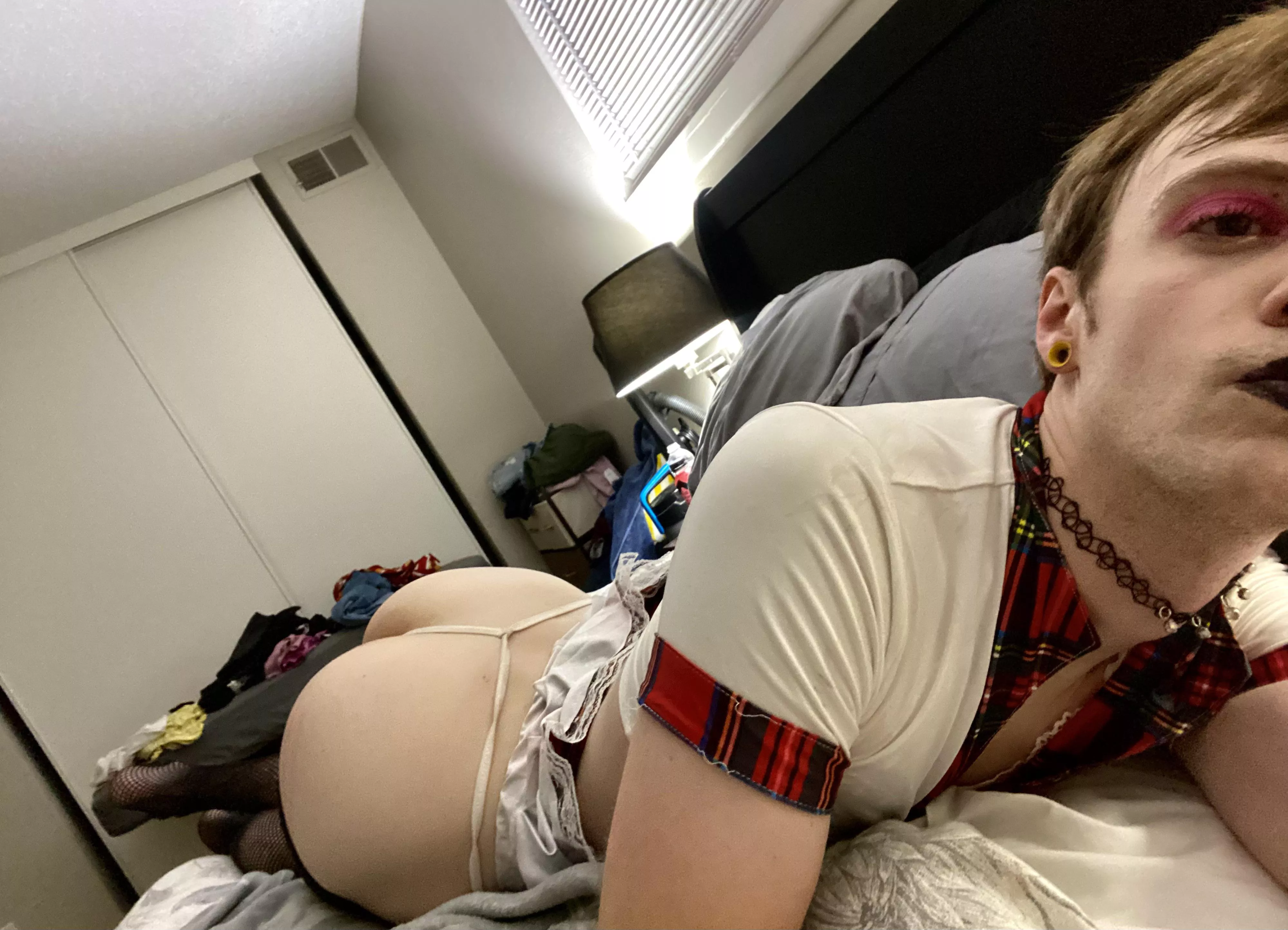 Getting worked over for 2 hours straight by random BBC on a Monday🤌🏻👅