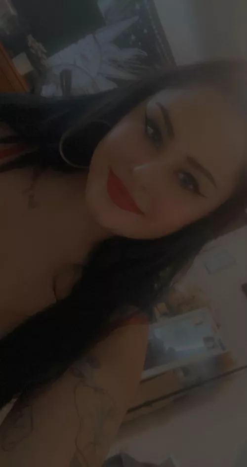 [GFE] let me be your girlfriend!!! GFE deal until the end of February texting, sexting, updates through out the day 🌹 video calls, videos & photos included too 🌹 $65/week $150/month 🌹🌞