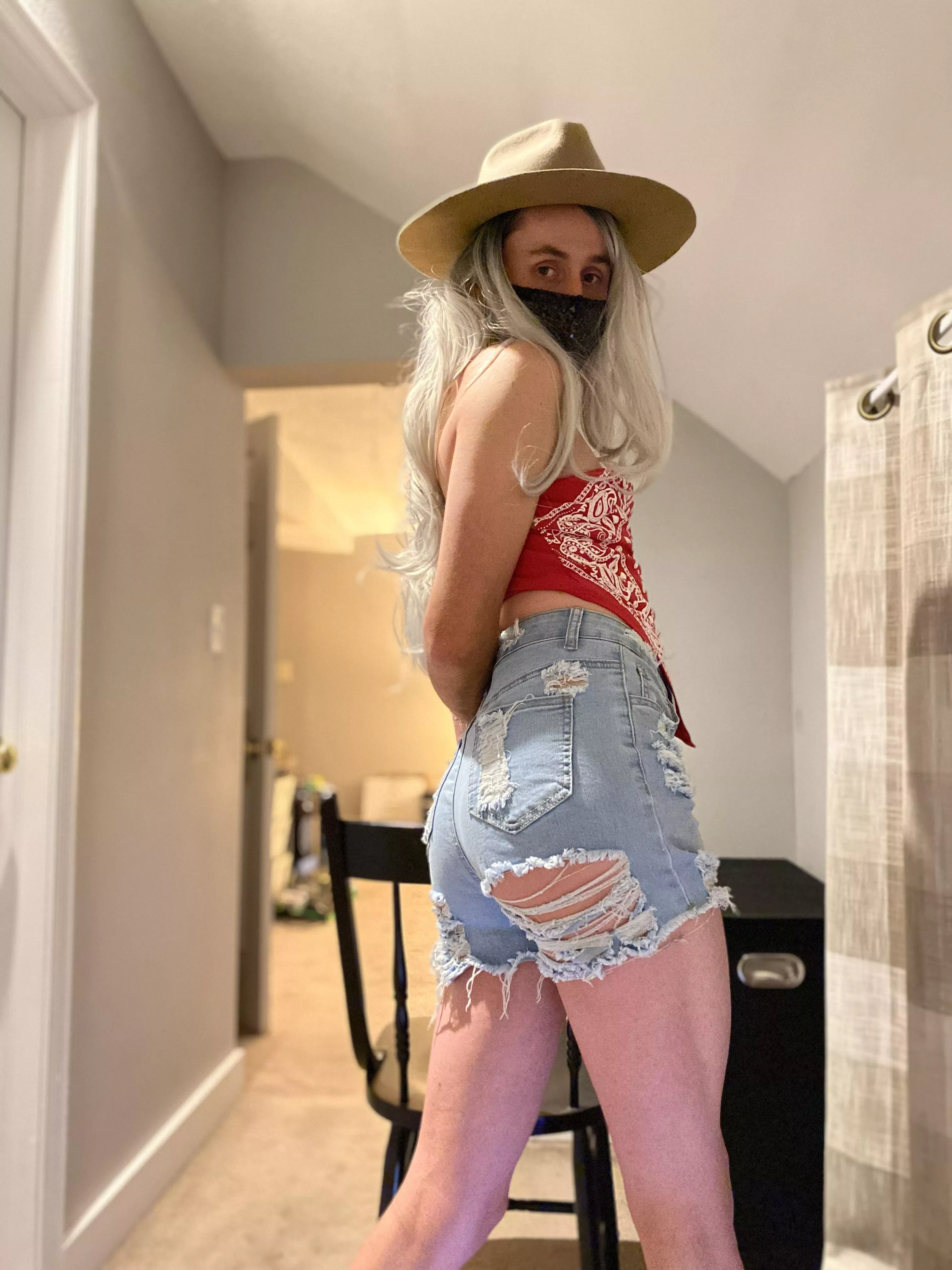 Giddy up