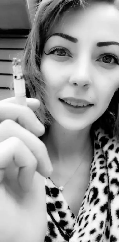 Gif on my profile 🖤