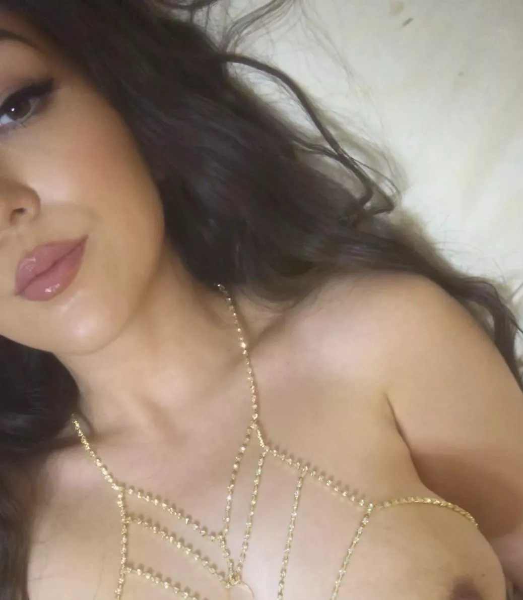 Girl next door π Girl next door π