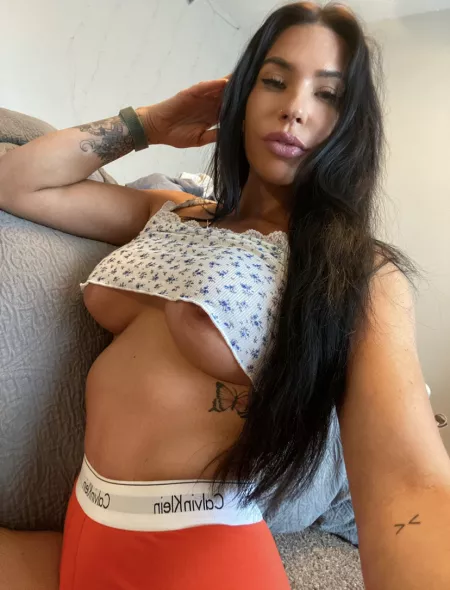 Girls from lebanon love sucking cock Girls from lebanon love sucking cock