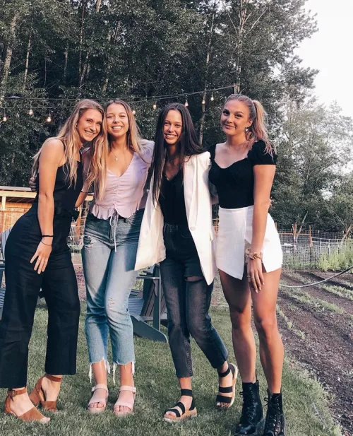 Girls night out - relaxed Girls night out - relaxed