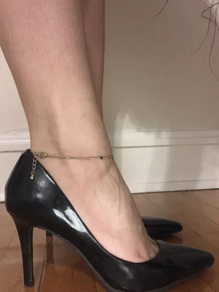 Girls trip heels ๐