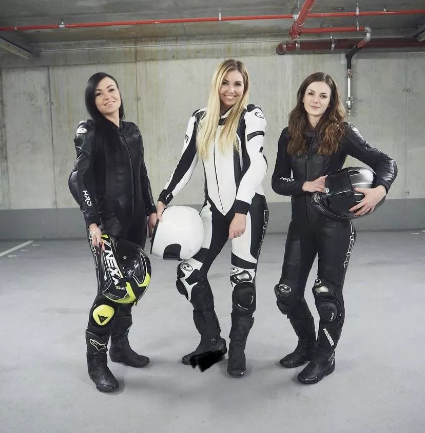 Girls who ride Girls who ride