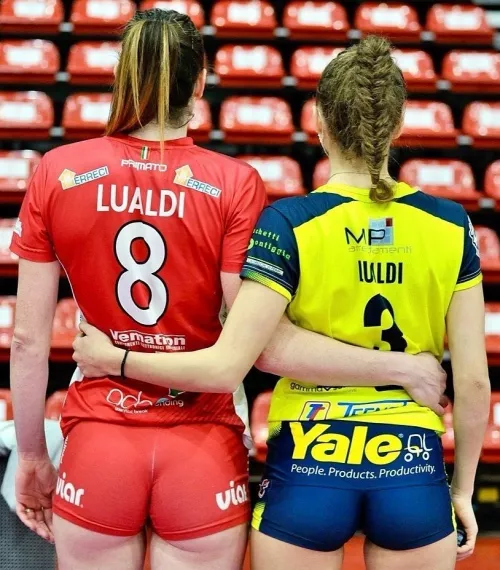 Giulia and Anna Lualdi Giulia and Anna Lualdi