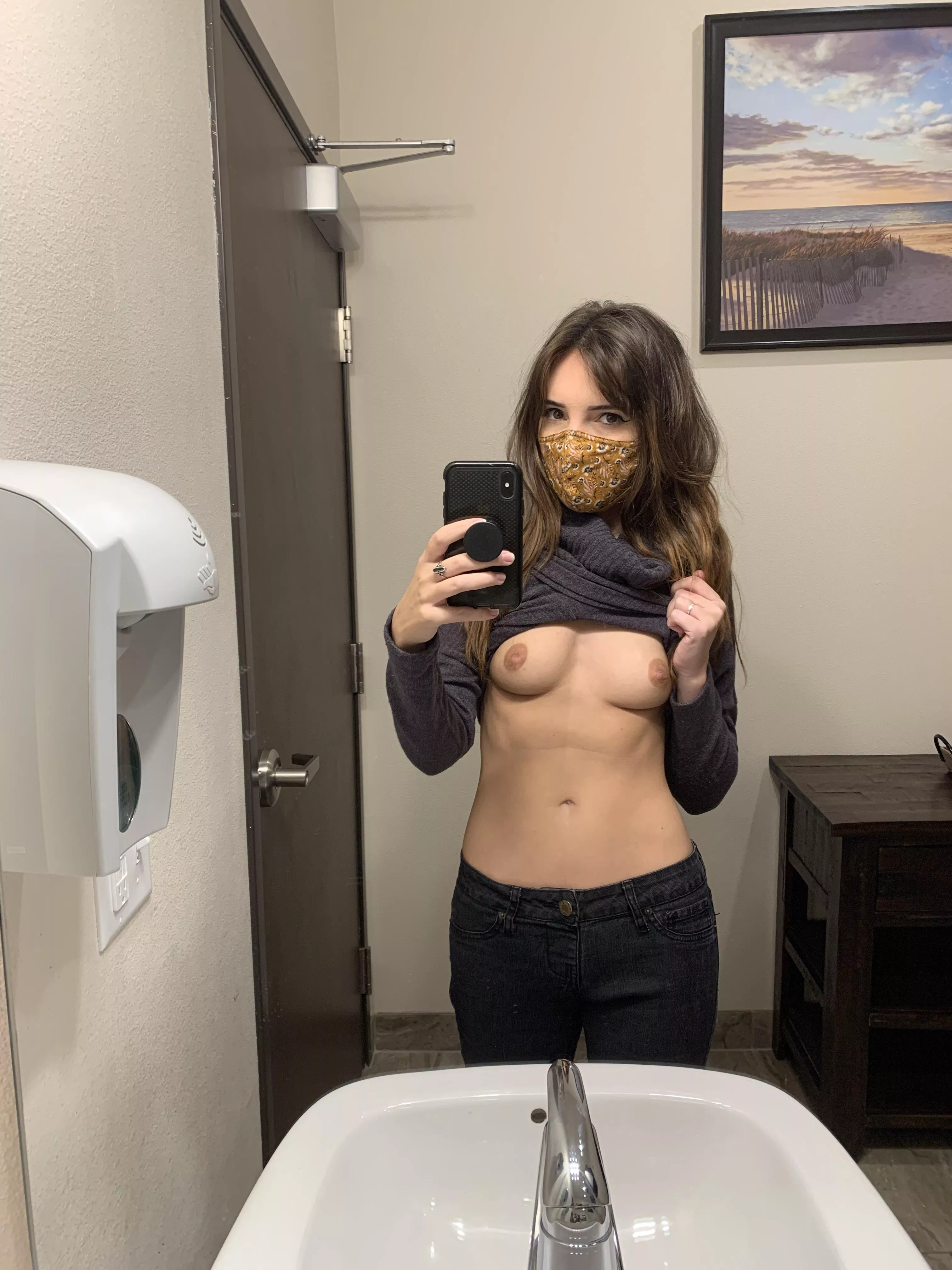 Give me a.. B!.. O!.. O!.. B!.. S!.. Sorry thought they deserved a good cheer (; 🥳