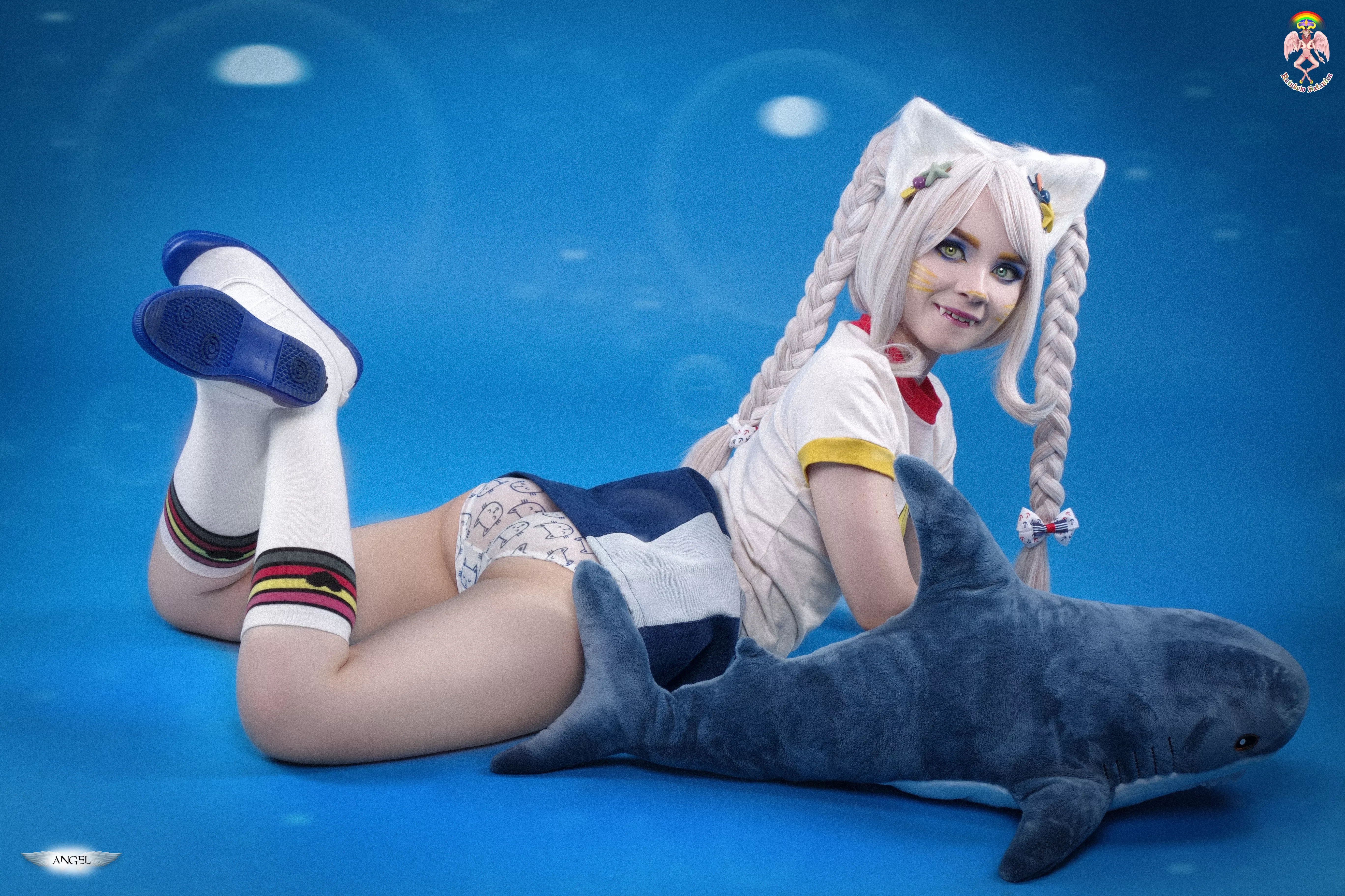 Give me something delicious and we can play 🐾