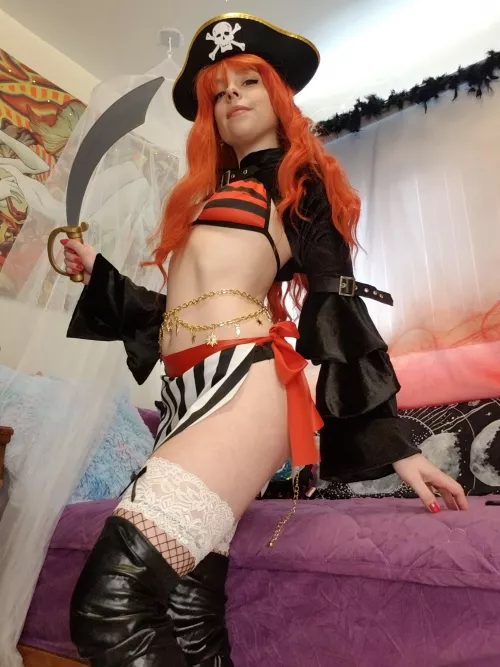 Give me the booty!!!