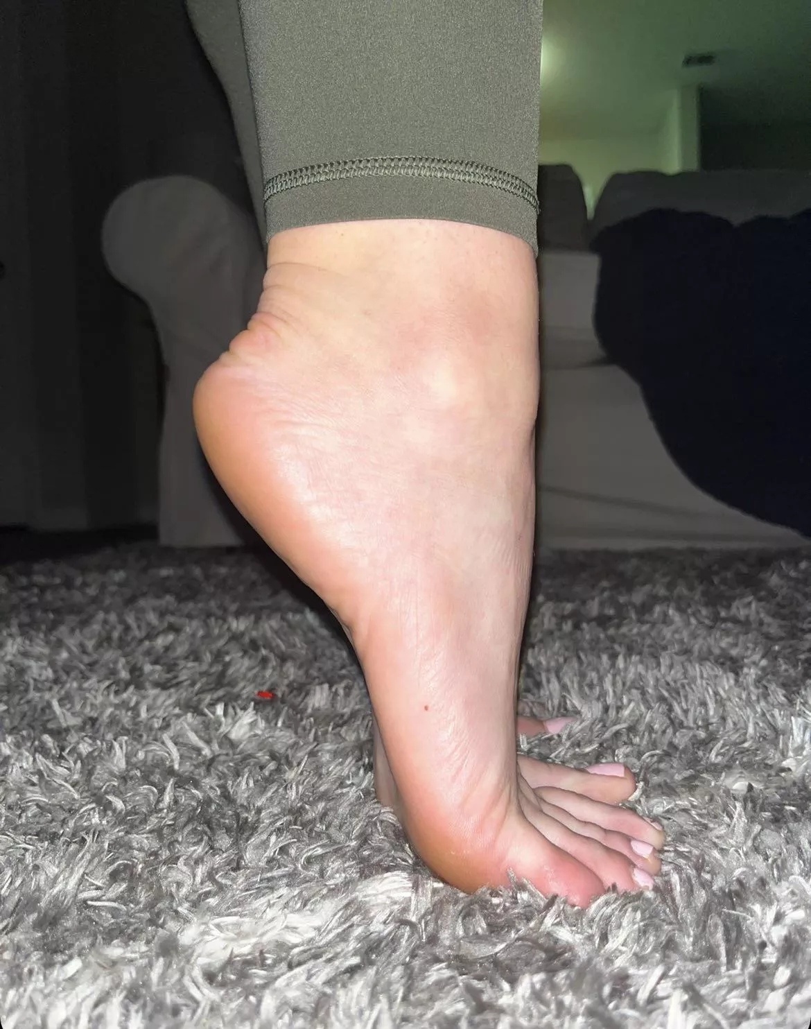 Give them a kiss😘