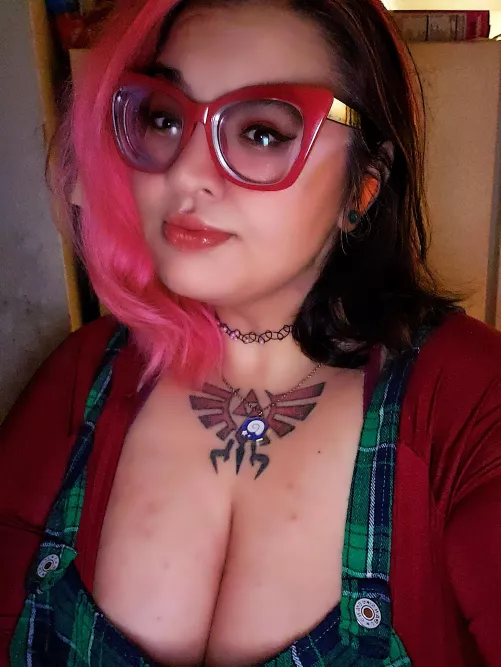 Glad the day is done and over, I'm one s l e e p y baby. ☺🥺🥱