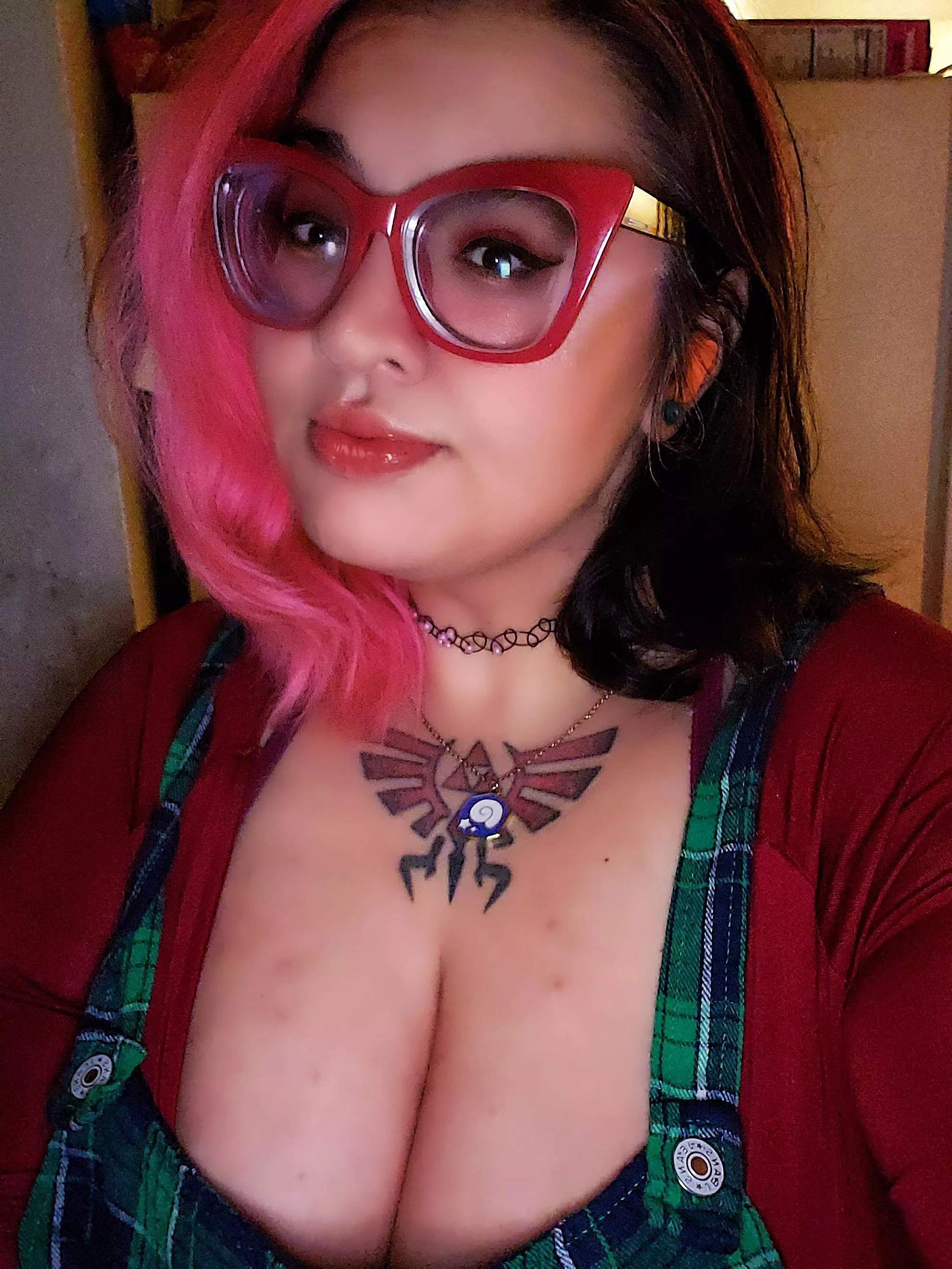 Glad the day is done and over, I'm one s l e e p y baby. ☺🥺🥱