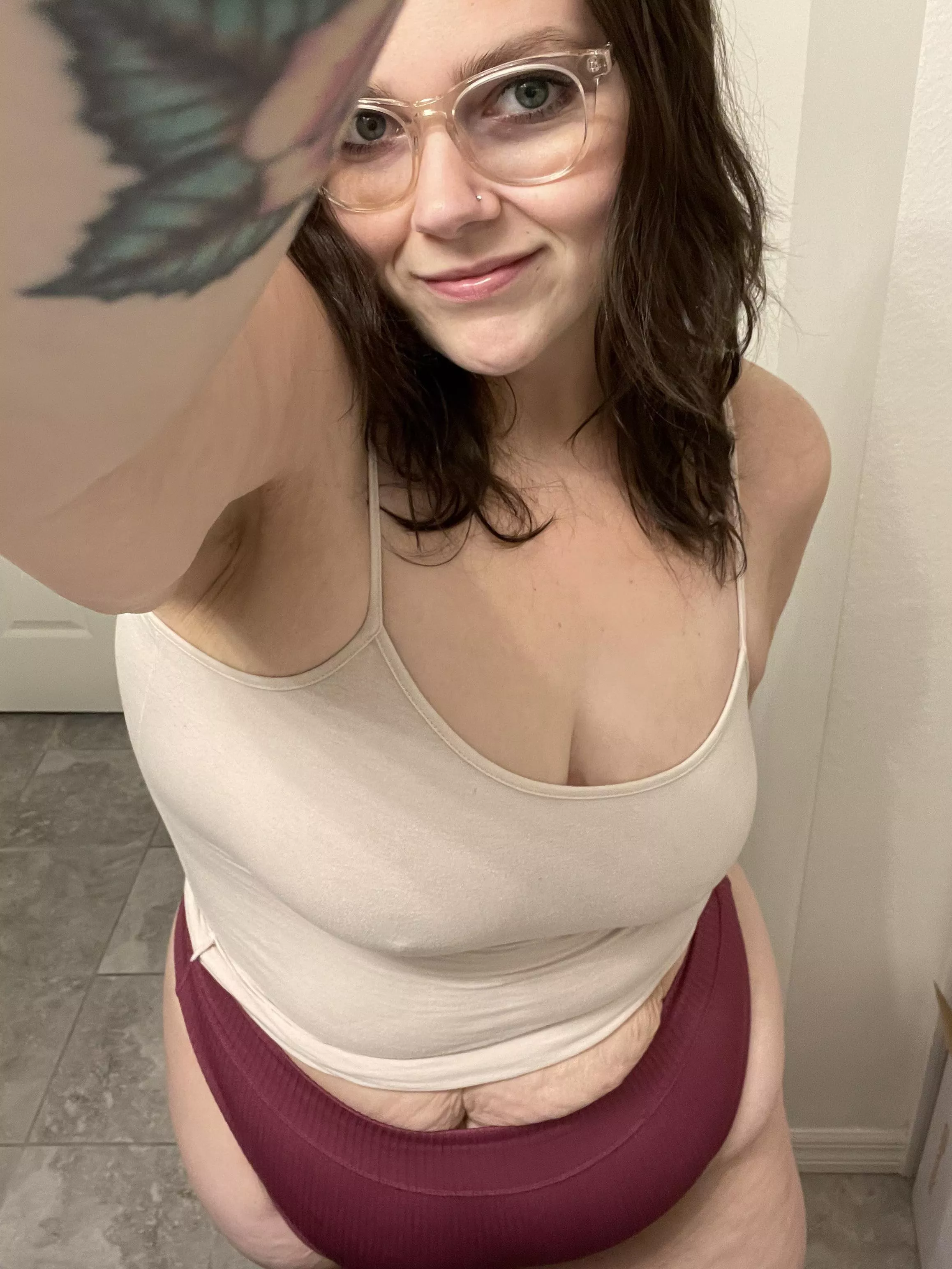 Glasses 🤓 I love my clear frames 😉