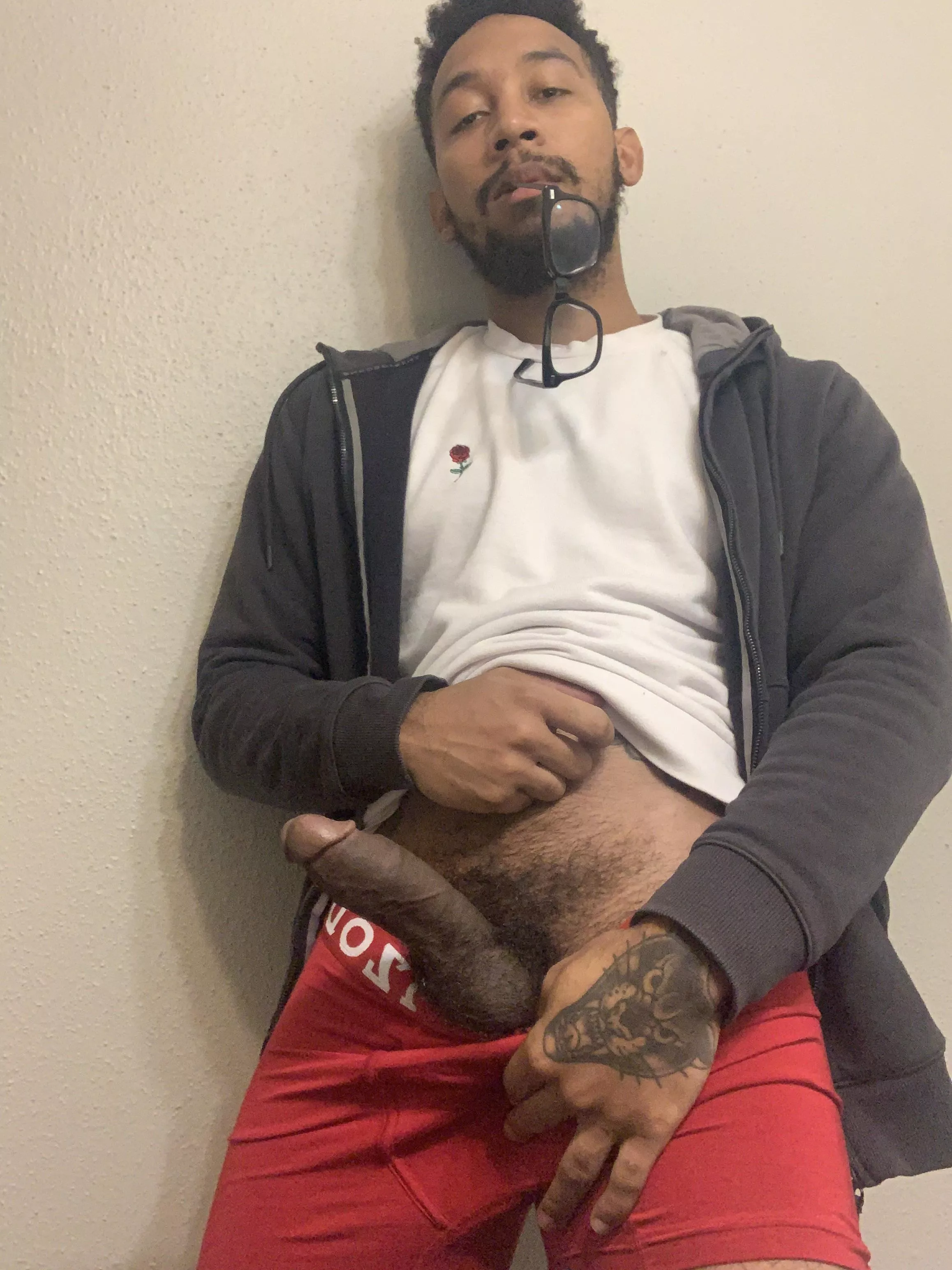 Glasses on or off? Glasses on or off?