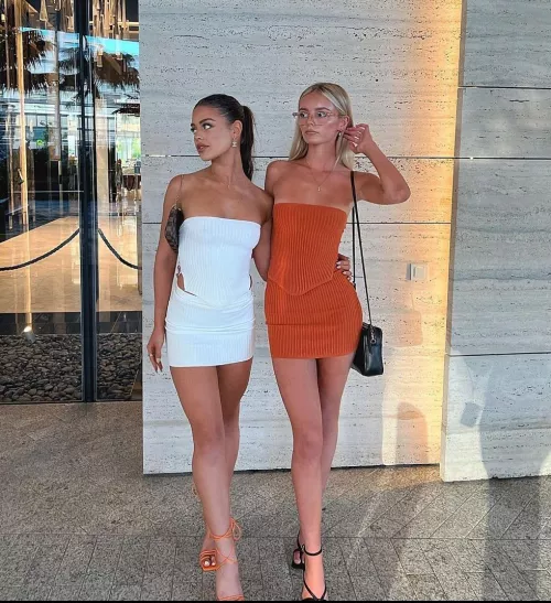 Glasses or no glasses