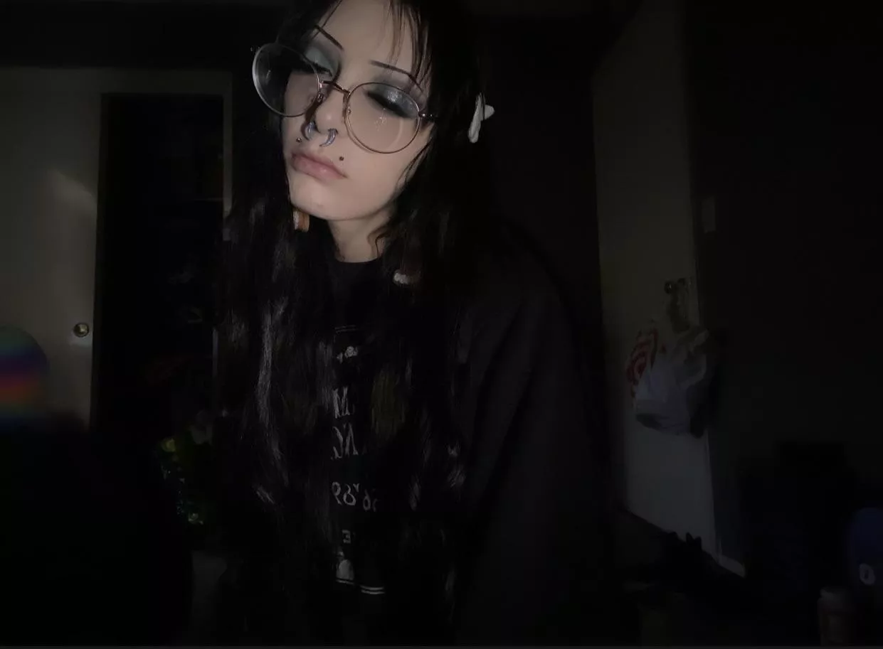 ✨Glitter babe✨ ✨Glitter babe✨